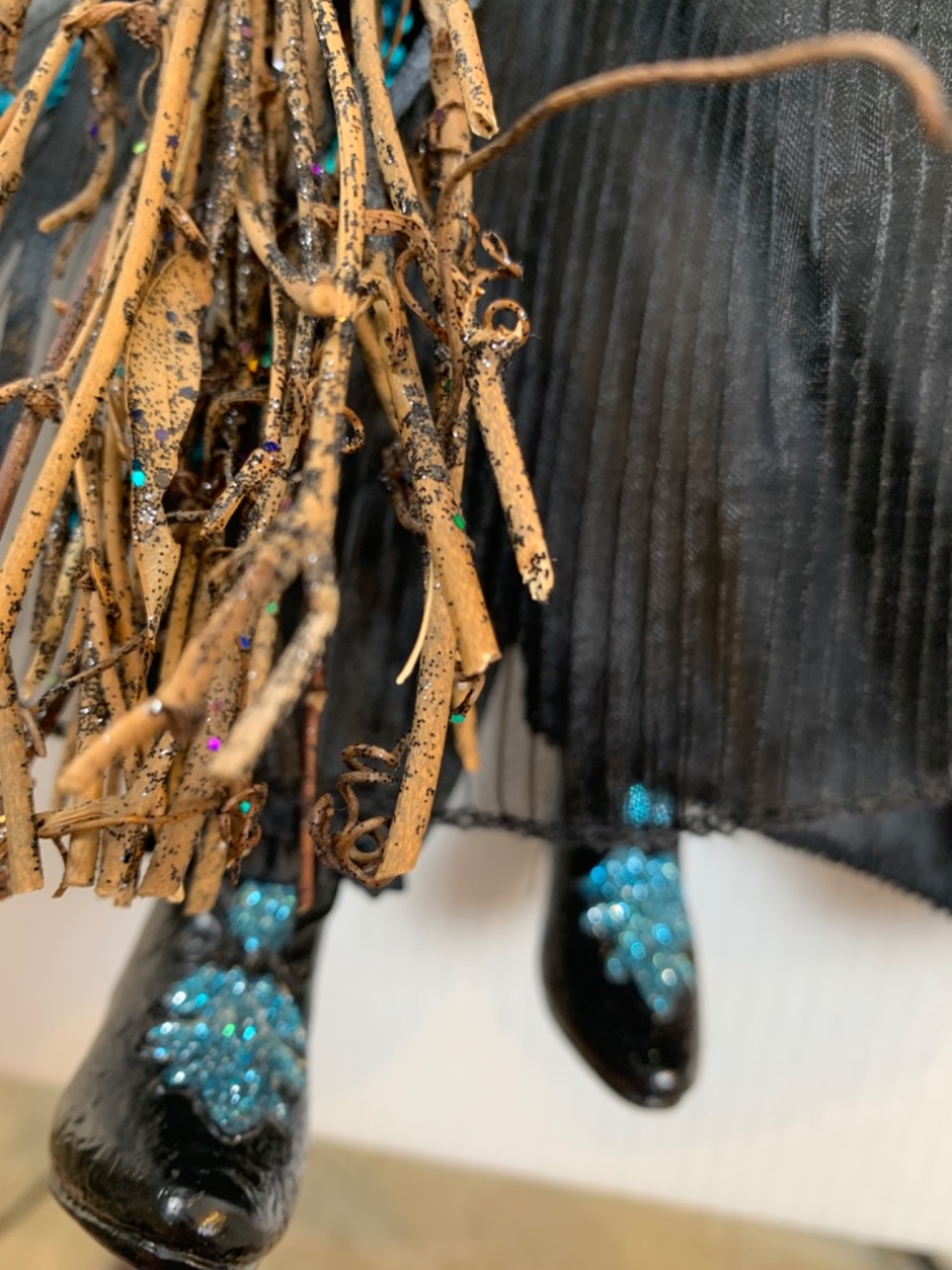 Spooky Old Witch With Broom Doll Shelf Sitter Blue Black Halloween Scary Decor - Picture 10 of 16